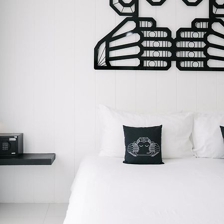 Blu Monkey Phi Phi Island Hotel Exterior foto